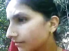 পুরানো-বালিকা দেশী হ ...