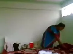 বড় সুন্দরী সোনিয়া  ...