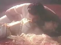 বড়ো পোঁদ, বড় সুন্দ ...