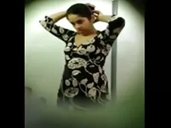 স্বামী বাংলাদেশী গ্র ...