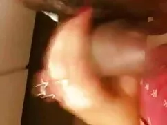 গুদ, মেয়ে বাচ্চাদের ...