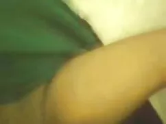 বড় সুন্দরী কচি মেয় ...