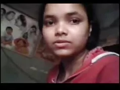 2 তিনি মজা করার জন্য ...