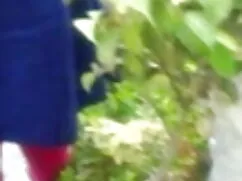 স্বর্ণকেশী, মেয়ে সে ...